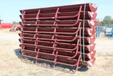 METAL CATTLE FEEDER