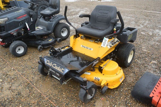 CUB CADET ZERO TURN MOWER