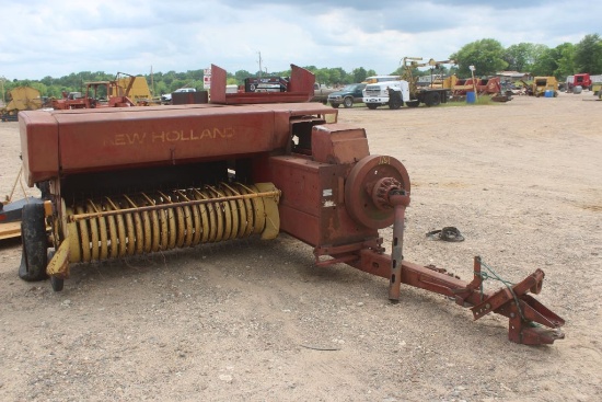 NH 278 HAYLINER SQ BALER