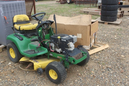 JD LX255 RIDING LAWN MOWER W/SNAPPER GRASS CATCHER