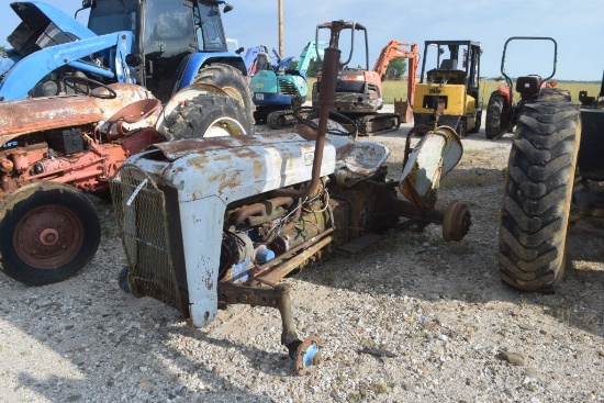 JD 3010 2WD SALVAGE