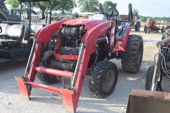 MAHINDRA 1533 2WD ROPS W/LDR SALVAGE