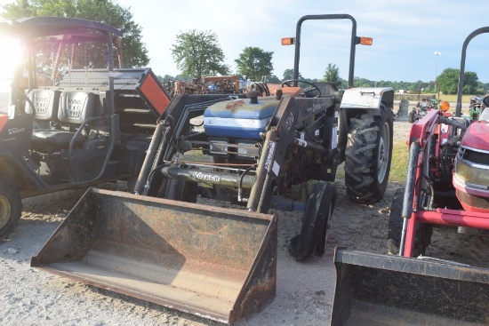 FARMTRAC 60 2WD ROPS W/ LDR 645HRS. WE DO NO T GAURANTEE HOURS