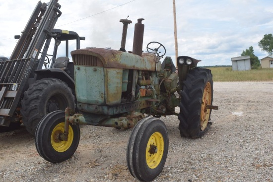 JD 3020 2WD SALVAGE