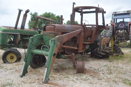 "JD 4640 SALVAGE BURNT