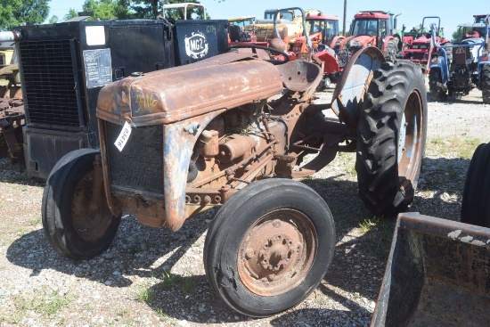 8N FORD SALVAGE