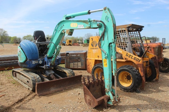 30 NX-2 IHI MINI EXCAVATOR SALVAGE