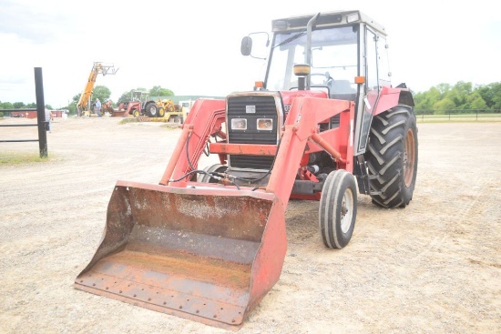MF 383 2WD C/A W/LDR