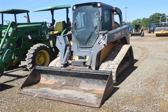 JD 333E RUBBER TRACKED SKID STEER