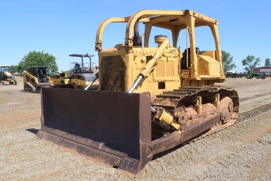 CAT D6D DOZER