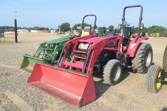 MAHINDRA 3535 4WD ROPS W/LDR