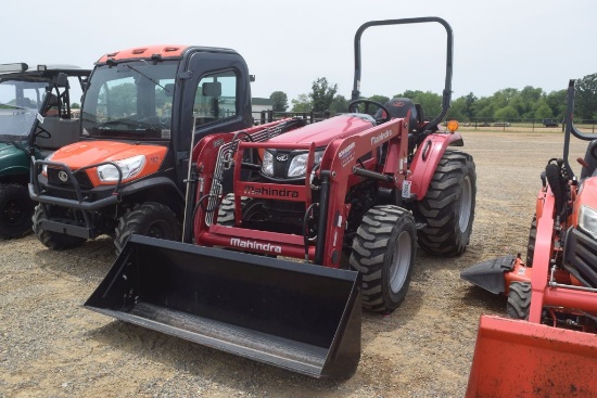 MAHINDRA 2638 4WD ROPS W/LDR