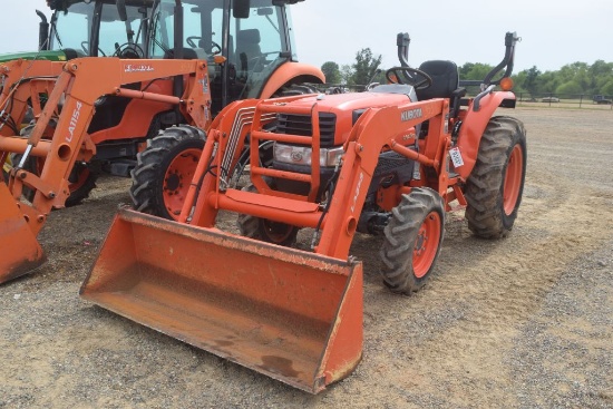KUBOTA L3130 4WD ROPS W/LDR