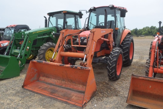 KUBOTA M6060 4WD C/A W/LDR