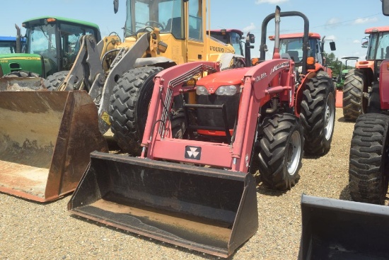 MF 2605 4WD ROPS W/LDR