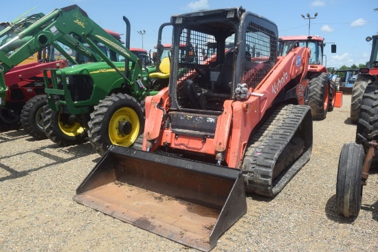 KUBOTA SVL 95-2S RUBBER TRACKED SKID STEER