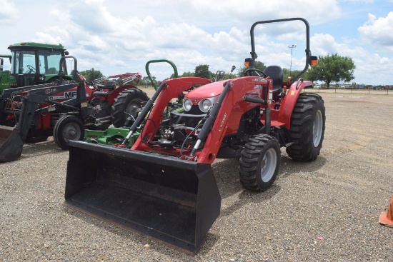 MF 2706E 4WD ROPS W/LDR