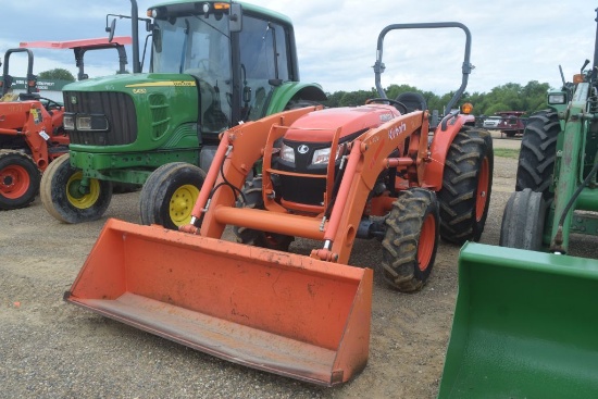 KUBOTA MX5200 4WD ROPS W/ LDR