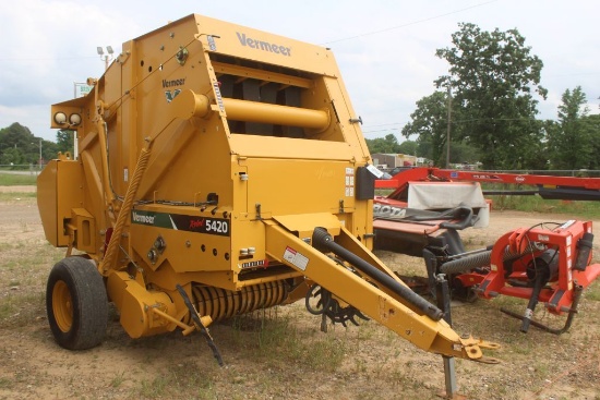 VERMEER 5420 REBEL NET WRAP ROUND BALER