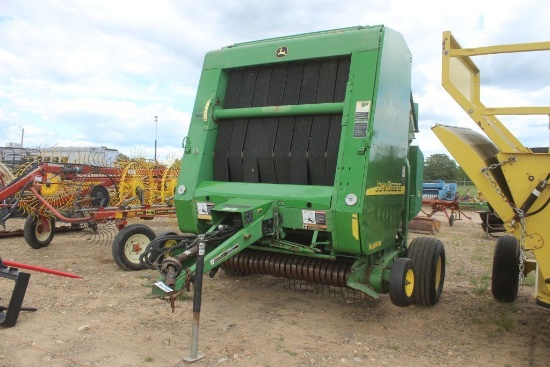 JD 567 ROUND BALER W/MONI