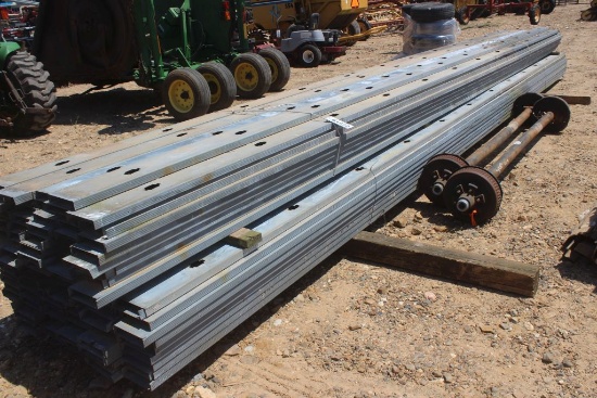METAL BUILDING STUDS