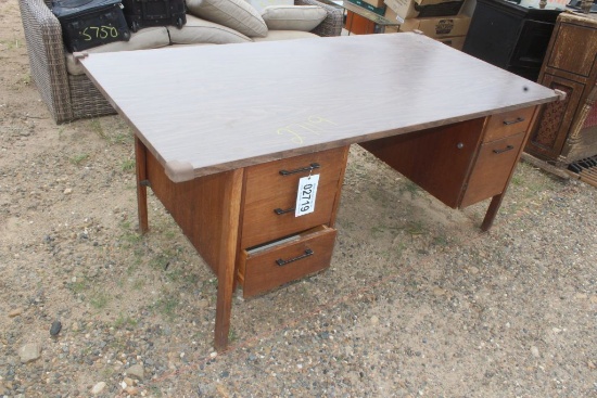 DESK
