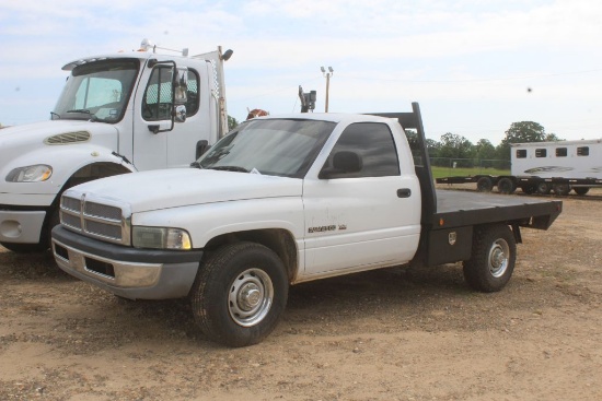 2001 DODGE 2500 GAS 128421 ACTUAL MILES
