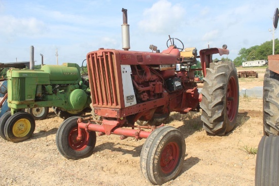 INTERNATIONAL 806