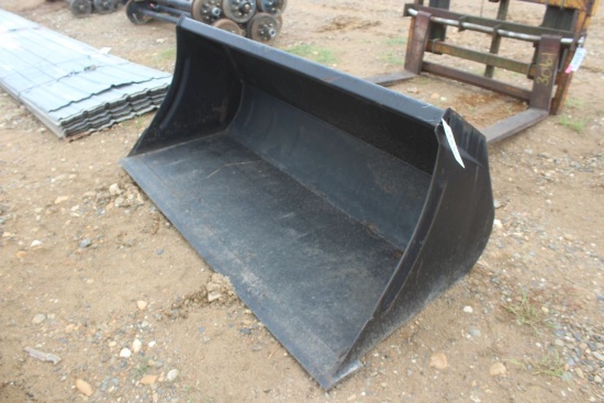 TRACTOR BUCKET