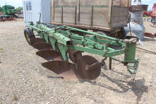 JD 4 BOTTOM 3PT STEERABLE PLOW