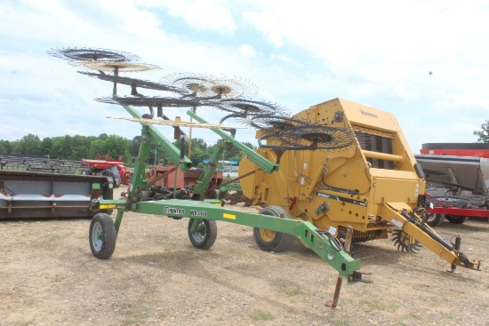 FRONTIER WR3110 10 WHEEL HAY RAKE