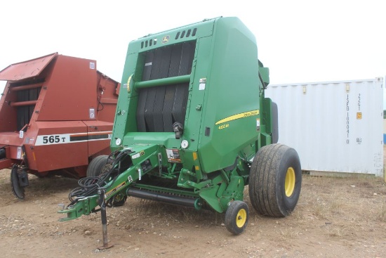 JD 460M ROUND BALER