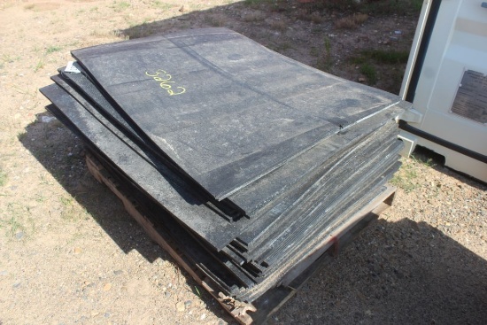 PALLET OF 4X3 FLOOR MATS