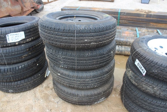 ST235 80R16