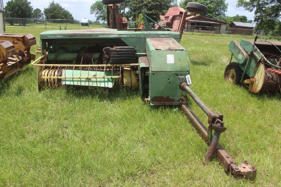 JD 346 SQUARE BALER