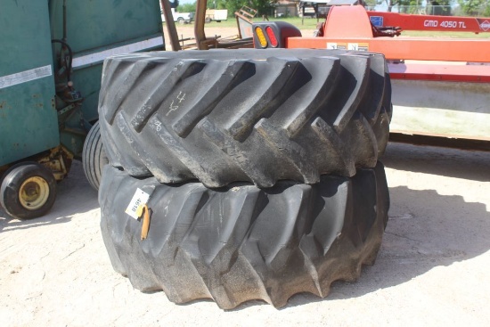 23.1X30 TIRES AND RIMS 4CT