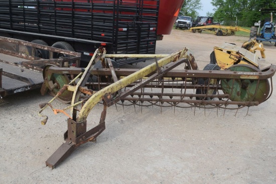 JD SIDE DELIVER RAKE