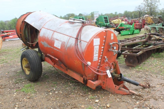 400 GALLON SPRAYER