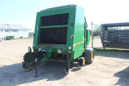 JD 566 ROUND BALER