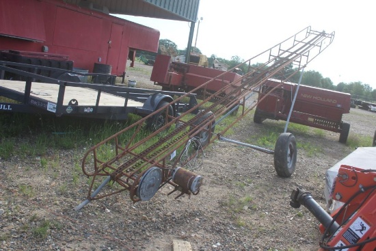 SQUARE BALE ELAVATOR