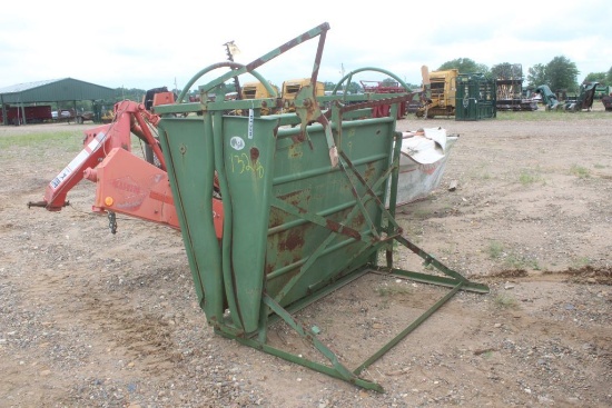 CALF WORKING CHUTE