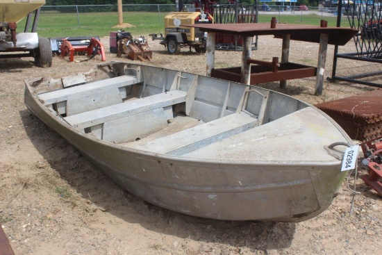 ALUMINUM BOAT NO TITLE POND USE ONLY
