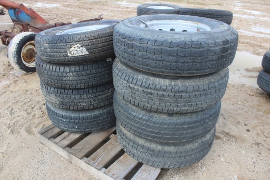 PALLET OF TRAILER TIRES