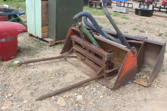 TRACTOR BUCKETS