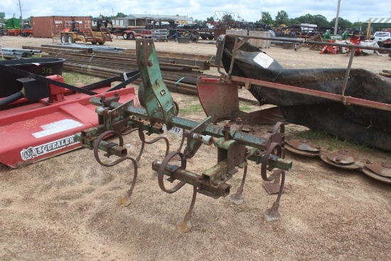JD 3PT CULTIVATOR