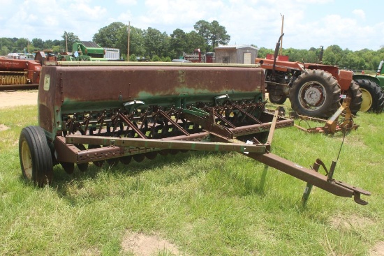JD GRAIN DRILL