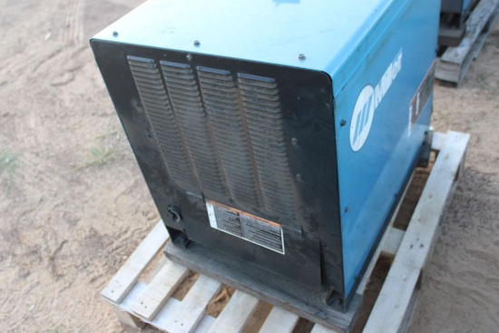 Miller Cp-302 Welder