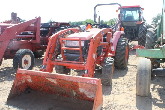 Kubota L2800 W/2545ldr 4wd W/Backhoe Atttachment 970hrs (We Do Not Guarantee Hours)