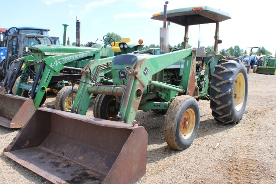 John Deere 2240 2wd W/Canopy
