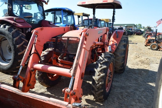 Kubota M6040 Canopy 4wd W/Ldr Hydro Shuttle 3200hrs (We Do Not Guarantee Hours)